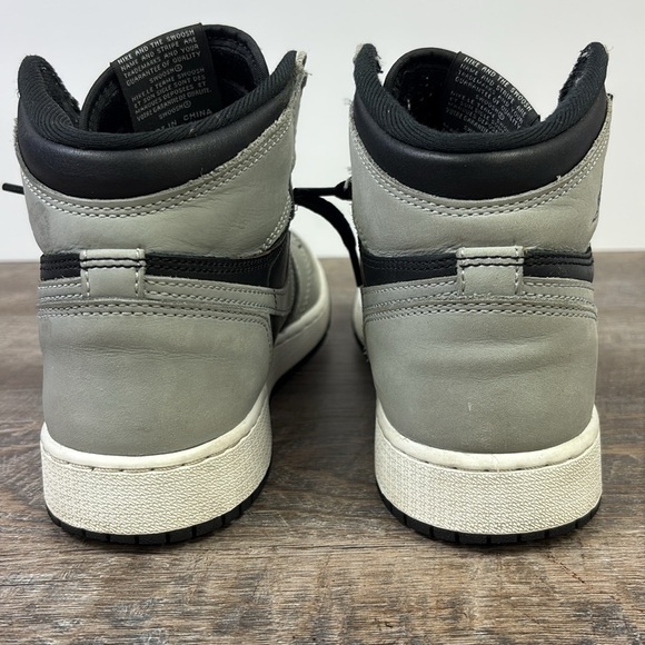 Air Jordan 1 Retro High Shadow 2.0 575441-035 Size 6.5Y - Picture 3 of 9